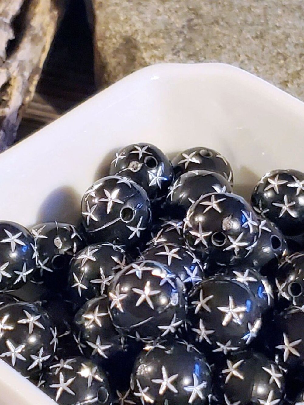 Vintage Retro Black Silver Stars 12mm Round Acrylic Shabby Chic Beads 10 pcs
